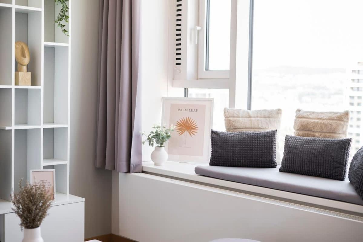 Apartament Luxury 1Bdrm On The 28Th Floor Bratysława Zewnętrze zdjęcie
